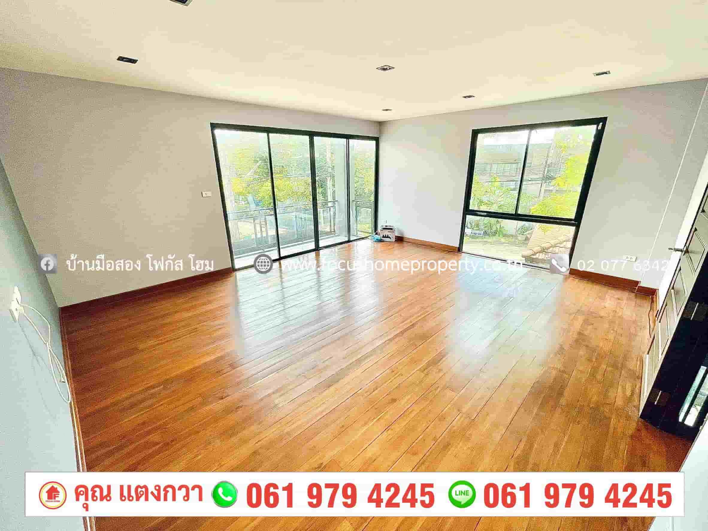 ขาย ทาวน์โฮม 3.5 ชั้น หลังมุม หมู่บ้าน นราธิป ไทรม้า